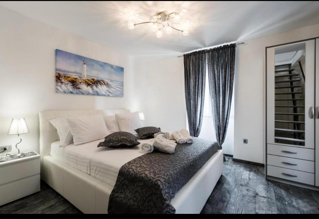 Apartment Cvita Split Exterior foto